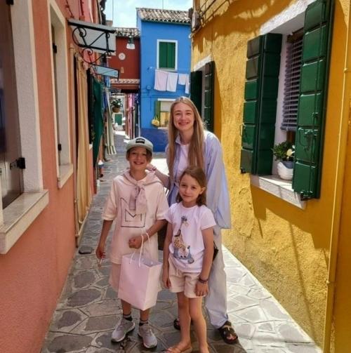 Поделились Совместным Фото - 38-летняя актриса Оксана акиньшина и 40-летний актёр Данила Козловский выложили совместную фотографию с отдыха. 01