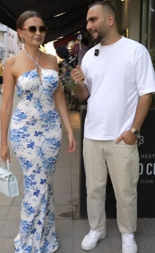 Парень на свидании взял и засветил свою головку - прямо вот так, без подготовки, без намёков, просто бах и 