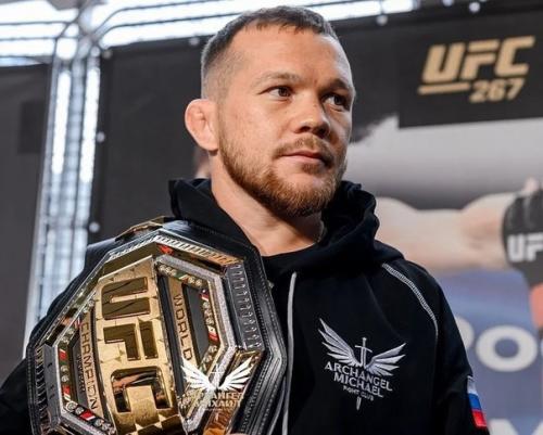 Пётр Ян вернулся в Россию после победного боя с кори сэндхагеном. 01