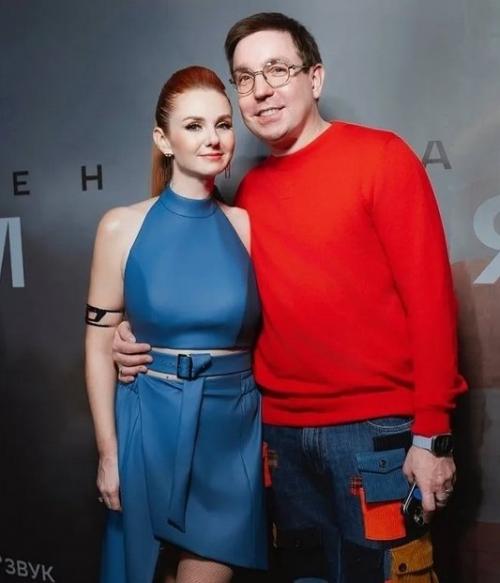 Лена катина о муже - миллионере: Он Мыслит Категориями - Бриллианты, Крутые Тачки, Понты. 01 Лена катина о муже - миллионере: Он Мыслит Категориями - Бриллианты, Крутые Тачки, Понты. 01