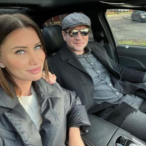 Александр емельяненко опубликовал фотографии с любимой. 02