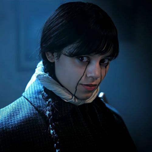 Тим Бёртон продолжает собирать своих любимчиков в Уэнсдей. 02