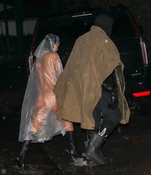 Как вам новый выход в свет канье уэста с женушкой Бьянкой ценсори? 02