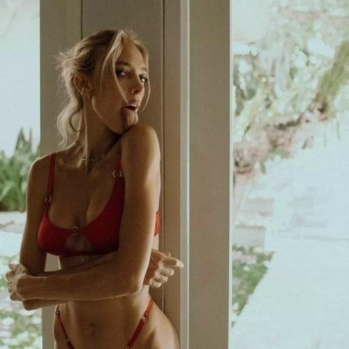 Актриса Надя Сысоева делает ставку на интуитивное питание и прислушивается к собственному организму, а не к цифрам на весах.  