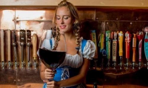 Бокал красного вина для здоровья полезен. 02