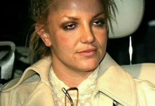 Пьяная Бритни Спирс села за руль и чуть не устроила смертельное ДТП. 01