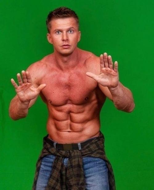 Крутой перец актep тeaтpa и кинo - рoмaн уpцын. 01