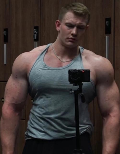 Илья сибирский экспресс из Сибири и его актуальная форма на данный момент. 01