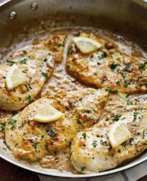 Вкуснейшая курочка в нежном соусе. 01