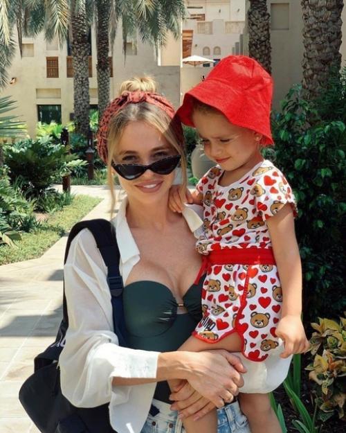 Анна хилькевич со своими детьми! 03