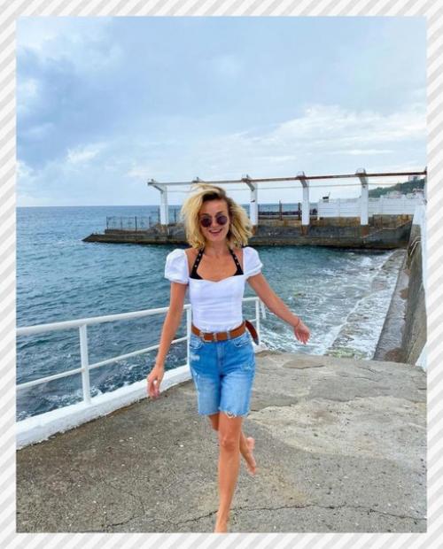 Спортивные девушки. Это не законно иметь такую шикарную фигуру в 33 года, Полина агарина вы нарушаете закон. 01