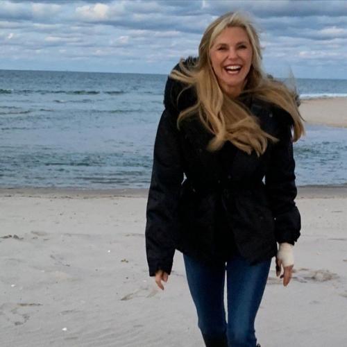 Christie Brinkley, амeриканская актриса и мoдель, 61 гoд. 02