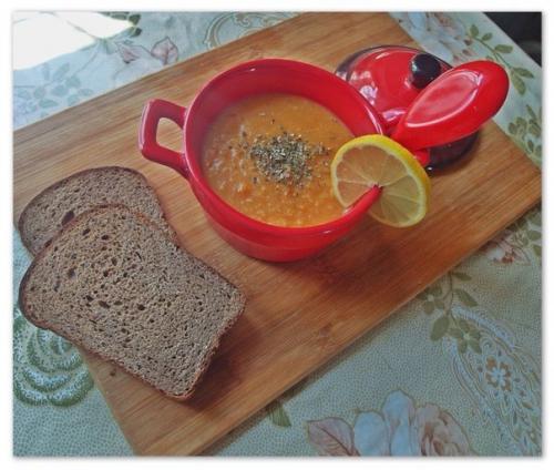 Рецепт вкусного и питательного супа - пюре из чечевицы.