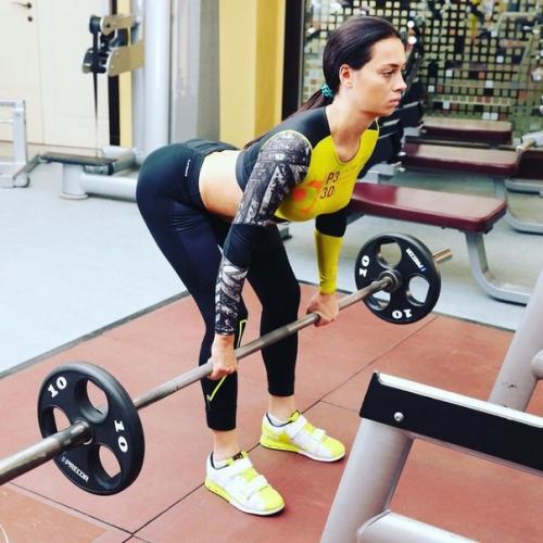 Кто самая спортивная актриса России. 02