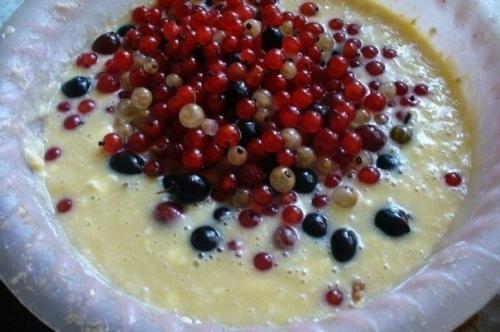 Маффины на кефире со смородиной Чудо - Ягода. 02 Маффины на кефире со смородиной Чудо - Ягода. 02