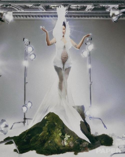 Беременная королева драмы - карди би, снялась для нового выпуска издания Paper Magazine. 05