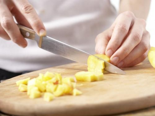 Шницель из индейки с персиково - огуречной сальзой. 03