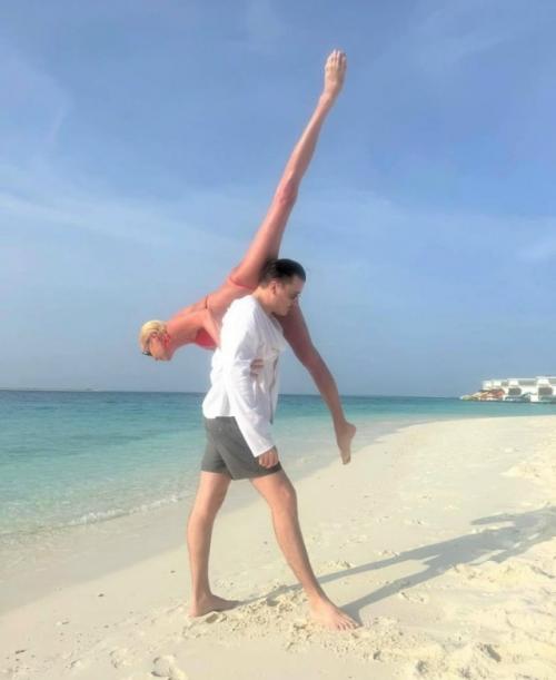 Танцор Марчел абаби стал главным мужчиной в жизни Анастасии Волочковой, заслуженной артистки России. 01