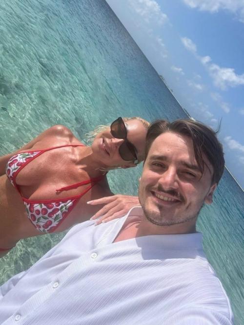 Танцор Марчел абаби стал главным мужчиной в жизни Анастасии Волочковой, заслуженной артистки России.  