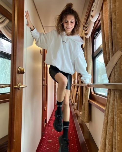 Звезда Кухни Елена подкаминская напугала поклонников нездоровой худобой. 01