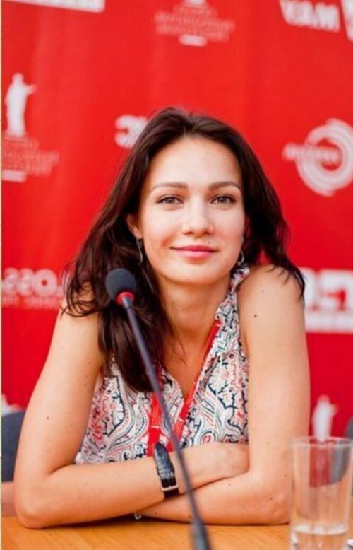 Евгения брик ушла из жизни в возрасте 40 лет, так и не раскрыв свою главную тайну. 02