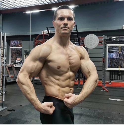 Просто красавчик!  Натуральный атлет Алексей шреддер. 02