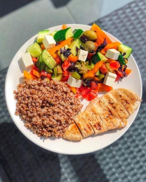 Перед правильным питанием сложно устоять, ведь оно такое аппетитное! 03