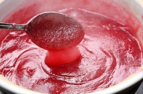 Клюквенный мусс с манкой. 03