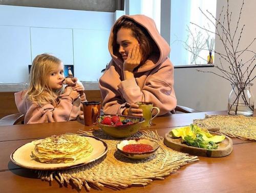 Актриса мария горбань с дочкой Фаней! 03