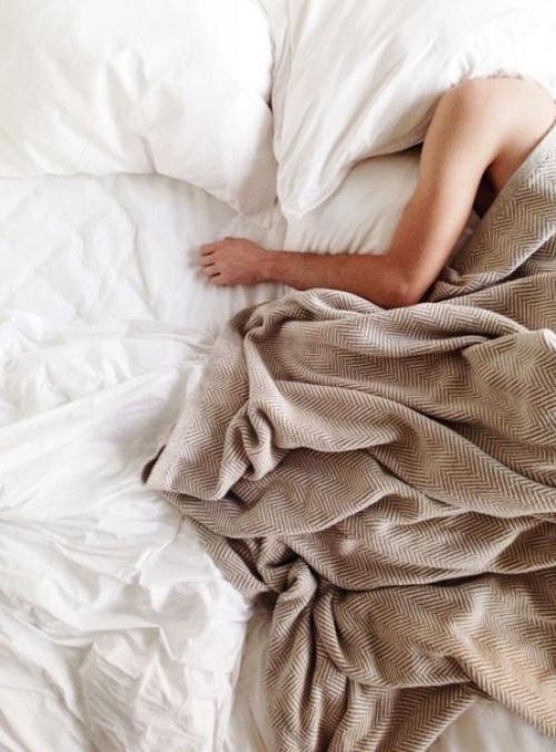 4 причины, почему вы чувствуете себя уставшими после сна. 03 4 причины, почему вы чувствуете себя уставшими после сна. 03