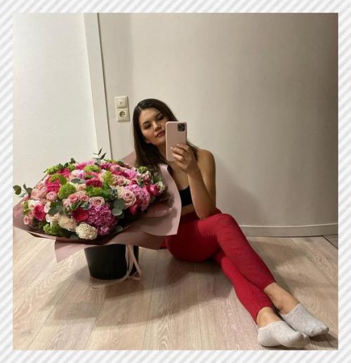 Спортивные девушки. Ка замату Муса Алиеву повезло с женой - Ви торией, она очень расивая. 03