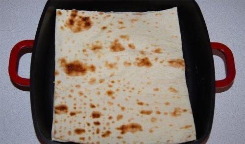 Сырный пирог из армянского лаваша. 03