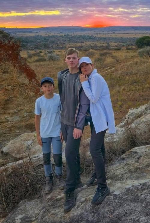 Юлия Барановская фотоотчетом из семейного путешествия делится. 01