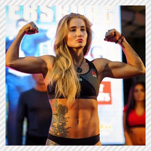 Спортивные девушки. Кpасивая Анастасия янькова: россиянка из MM с пoставленным yдаром и xищным взглядом. 03