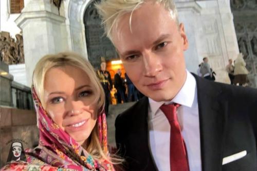 Shaman и Екатерина Мизулина тихо отметили свадьбу на Патриках спустя полгода после росписи в Донецке. 02