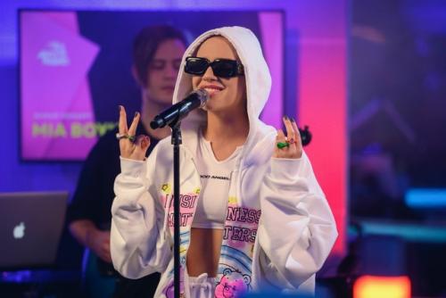 Говорил, что мне уже 28 и я Старая Дева: Mia Boyka призналась, что пережила абьюзивные отношения. 01
