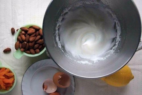 Мягкая нуга с орехами и курагой. 03 Мягкая нуга с орехами и курагой. 03