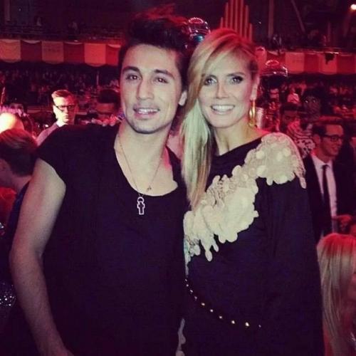 Дима билан показал редкие архивные фото с мировыми звёздами. 03