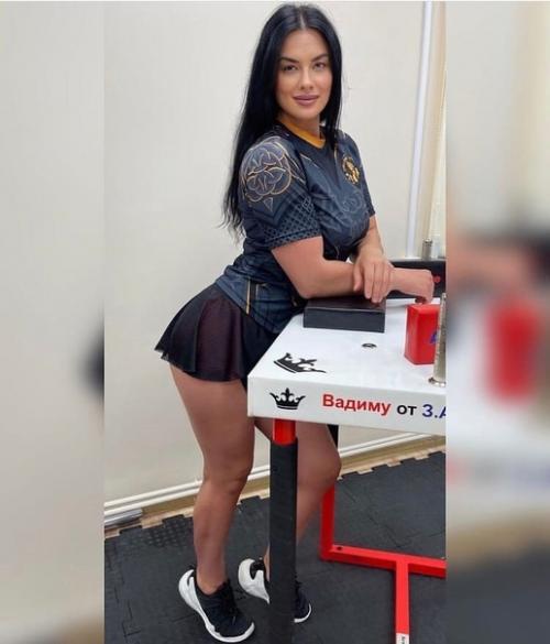 13-Кратная чемпионка мира по армрестлингу - Ирина гладкая. 01