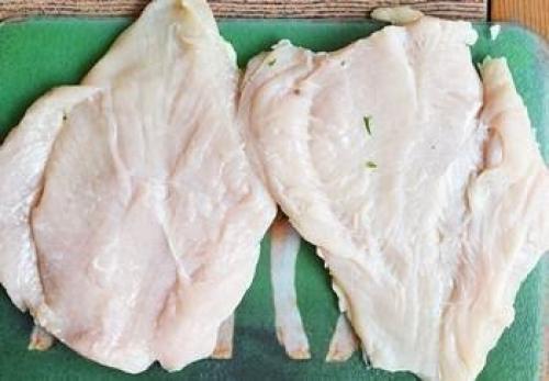 Рулеты из куриной грудки с зеленью. 01 Рулеты из куриной грудки с зеленью. 01