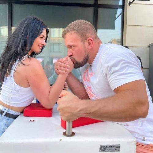 13-Кратная чемпионка мира по армрестлингу - Ирина гладкая. 02