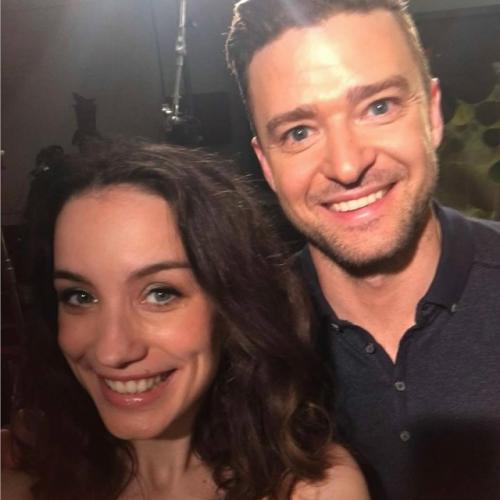 Уже вторую неделю в интернете царит ностальгия по 2016 году. 02