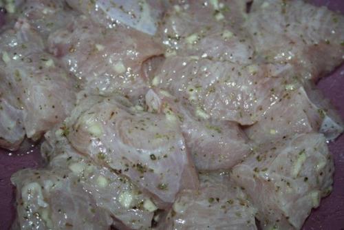 Шашлычки из индейки с овощами и маслинами. 03