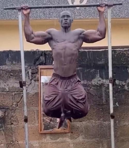 Как тренируется спортсмен на африканском континенте. 01