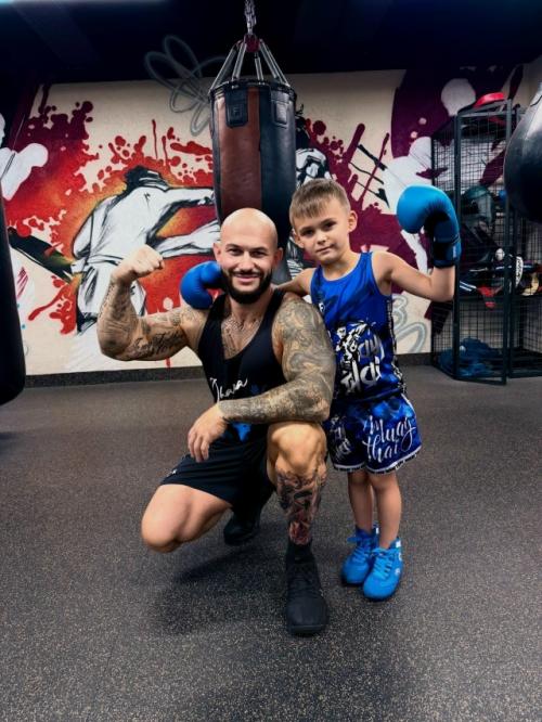 Джиган серьёзно занялся здоровьем своих детей и делает это в своём неповторимом стиле. 

