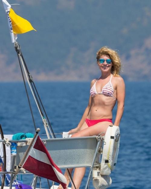 Светлана камынина - звезда Интернов. 03