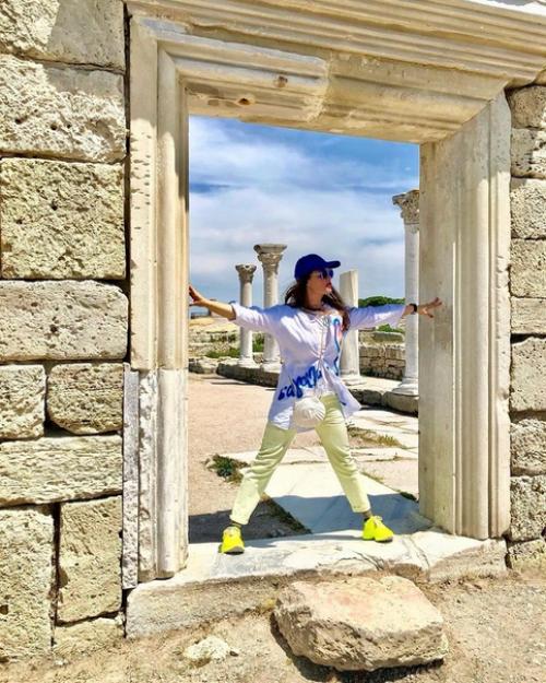 Разве по Екатерине Андреевой можно сказать, что ей 48? 03