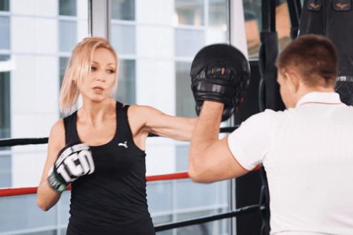 6 поз, которые помогут вам уснуть. 08