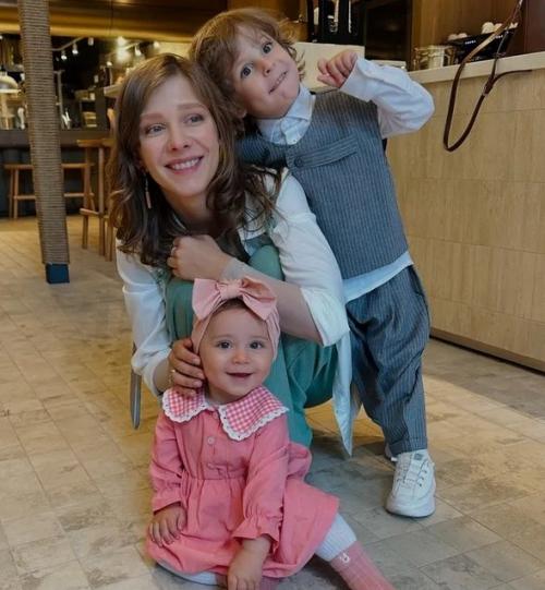 У нас Появились Общие Интересы: Лиза Арзамасова показала полуторагодовалую дочь. 01