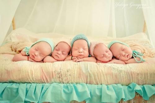 37-Лeтняя Оксана кобелецкая в июнe 2016 года стала мамой сразу пятерых малышей. 02